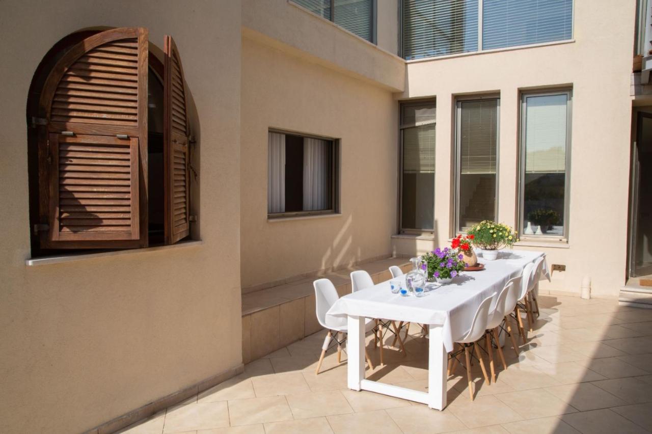 Villa Sky Garden Césarée Extérieur photo